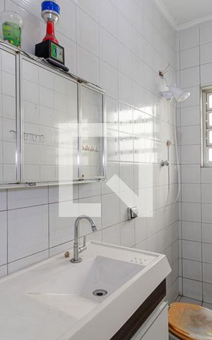 Casa à venda com 181m², 4 quartos e 3 vagasBanheiro