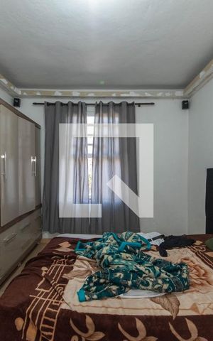 Casa à venda com 100m², 2 quartos e 2 vagas Casa à venda com 100m², 2 quartos e 2 vagasQuarto 2
