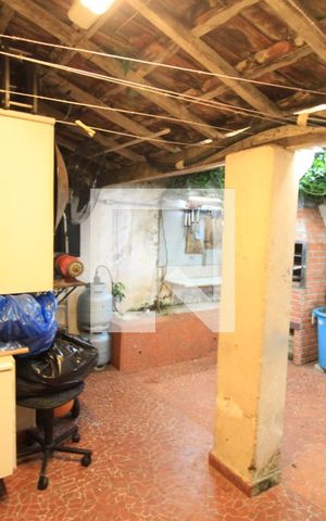 Casa à venda com 185m², 4 quartos e 2 vagasÁrea Externa