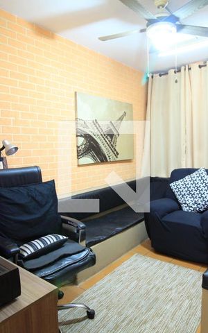 Casa à venda com 185m², 4 quartos e 2 vagasSala 2