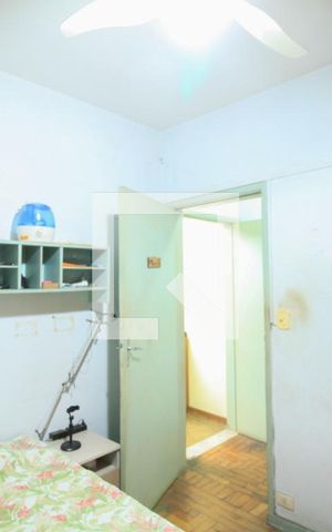 Casa à venda com 185m², 4 quartos e 2 vagas Casa à venda com 185m², 4 quartos e 2 vagasQuarto 3