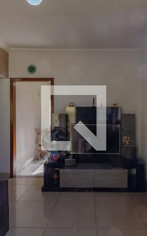 Casa à venda com 360m², 5 quartos e 4 vagas Casa à venda com 360m², 5 quartos e 4 vagasSala