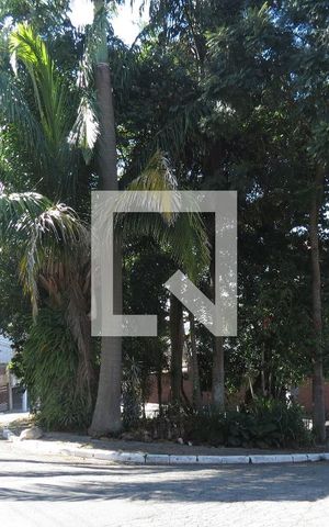 Casa à venda com 200m², 4 quartos e 2 vagasPraça