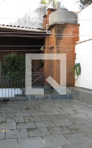 Casa à venda com 200m², 4 quartos e 2 vagasQuintal