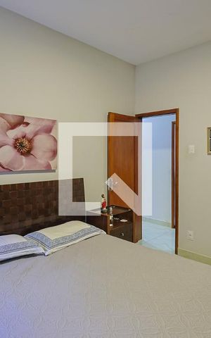 Casa à venda com 300m², 4 quartos e 3 vagas Casa à venda com 300m², 4 quartos e 3 vagasQuarto 2