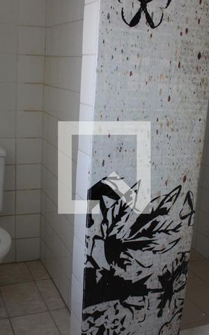 Casa à venda com 174m², 3 quartos e sem vagaBanheiro - Sanitário e Box