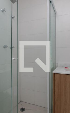 Studio para alugar com 25m², 1 quarto e sem vaga Studio para alugar com 25m², 1 quarto e sem vagaBanheiro