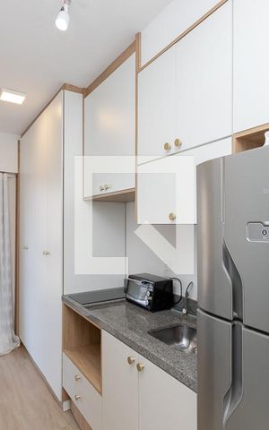Studio para alugar com 25m², 1 quarto e sem vaga Studio para alugar com 25m², 1 quarto e sem vagaStudio