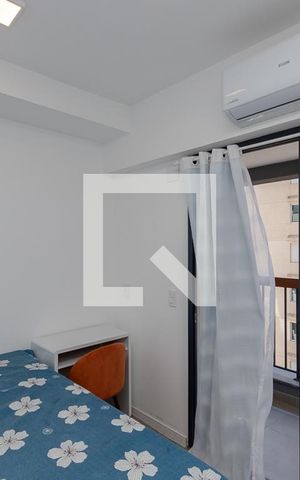 Studio para alugar com 25m², 1 quarto e sem vaga Studio para alugar com 25m², 1 quarto e sem vagaStudio