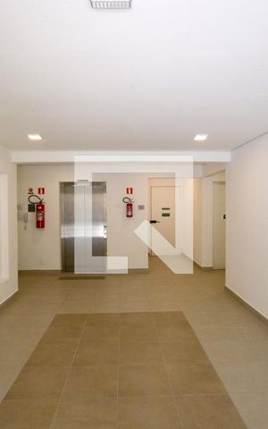 Apartamento para alugar com 32m², 1 quarto e sem vagaHall social