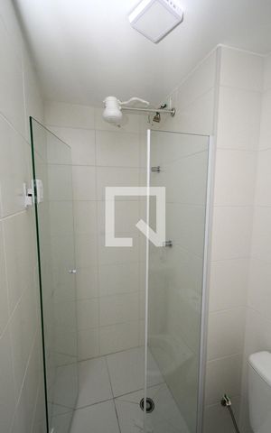Apartamento para alugar com 32m², 1 quarto e sem vagaBanheiro da Suíte