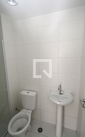 Apartamento para alugar com 32m², 1 quarto e sem vagaBanheiro da Suíte