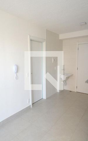 Apartamento para alugar com 32m², 1 quarto e sem vagaSala/Cozinha