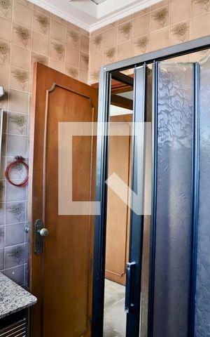 Casa à venda com 210m², 3 quartos e 4 vagas Casa à venda com 210m², 3 quartos e 4 vagasBanheiro