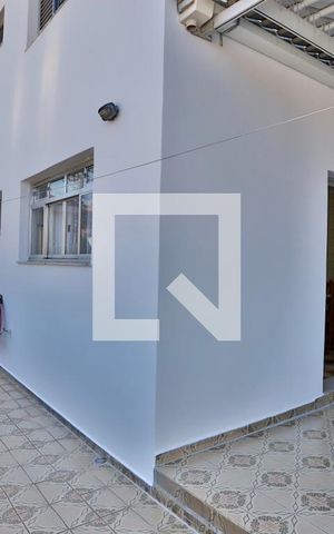 Casa à venda com 210m², 3 quartos e 4 vagas Casa à venda com 210m², 3 quartos e 4 vagasQuintal