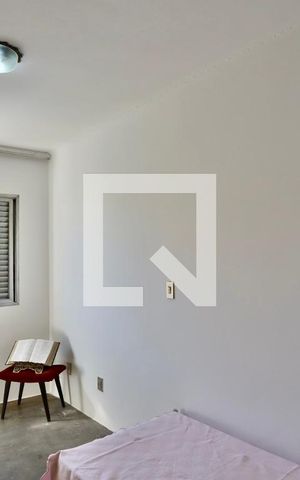 Casa à venda com 210m², 3 quartos e 4 vagas Casa à venda com 210m², 3 quartos e 4 vagasQuarto 2