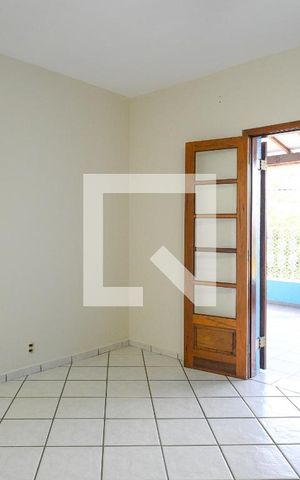 Casa para alugar com 80m², 2 quartos e sem vaga Casa para alugar com 80m², 2 quartos e sem vagaQuarto 2