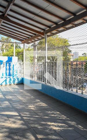 Casa para alugar com 80m², 2 quartos e sem vaga Casa para alugar com 80m², 2 quartos e sem vagaVaranda Quarto 1 e 2