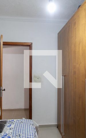 Casa à venda com 180m², 3 quartos e 3 vagas Casa à venda com 180m², 3 quartos e 3 vagasQuarto 1 - Casa 1