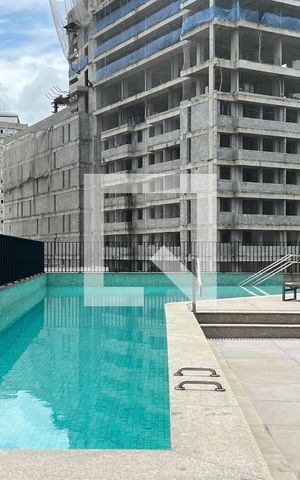 Studio à venda com 28m², 1 quarto e sem vaga Studio à venda com 28m², 1 quarto e sem vagaPiscina