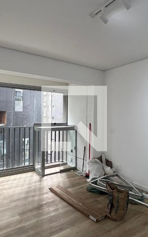 Studio à venda com 28m², 1 quarto e sem vaga Studio à venda com 28m², 1 quarto e sem vagaSala