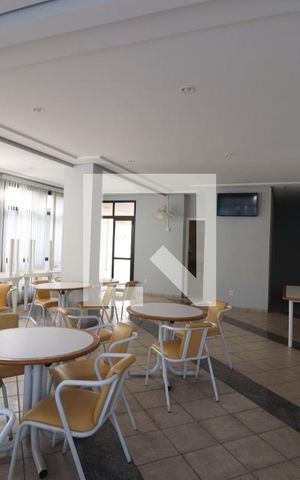 Apartamento para alugar com 100m², 3 quartos e 3 vagasÁrea comum - Salão de festas