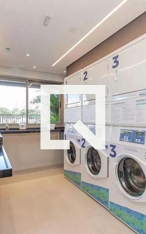 Studio à venda com 27m², 1 quarto e sem vaga Studio à venda com 27m², 1 quarto e sem vagaLavanderia
