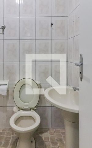 Casa à venda com 125m², 2 quartos e 2 vagas Casa à venda com 125m², 2 quartos e 2 vagasBanheiro 1