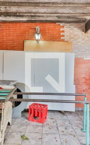Casa à venda com 125m², 2 quartos e 2 vagas Casa à venda com 125m², 2 quartos e 2 vagasGaragem