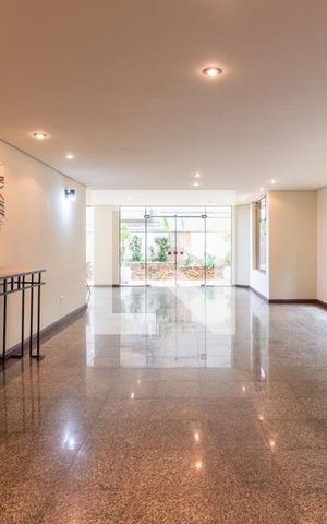 Apartamento à venda com 240m², 4 quartos e 3 vagas Apartamento à venda com 240m², 4 quartos e 3 vagasHall social