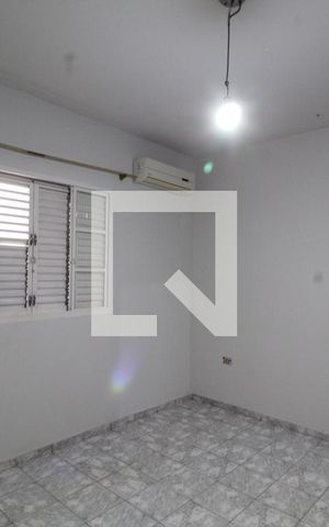 Casa para alugar com 375m², 6 quartos e 3 vagasQuarto 2 - Suíte