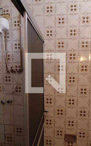 Casa para alugar com 375m², 6 quartos e 3 vagasBanheiro do Quarto 2