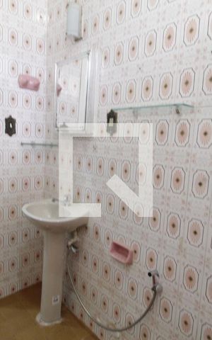 Casa para alugar com 375m², 6 quartos e 3 vagasBanheiro Social