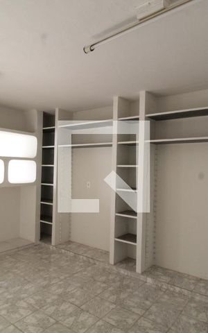Casa para alugar com 375m², 6 quartos e 3 vagasQuarto 4 - Suíte