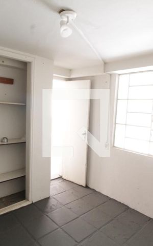 Casa para alugar com 375m², 6 quartos e 3 vagasQuarto de Serviço