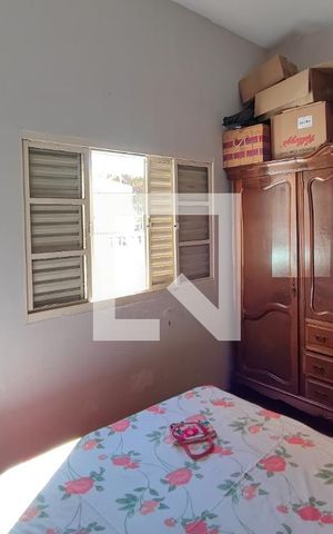 Casa à venda com 194m², 3 quartos e 3 vagas Casa à venda com 194m², 3 quartos e 3 vagasQuarto 3