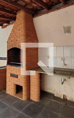 Casa à venda com 194m², 3 quartos e 3 vagas Casa à venda com 194m², 3 quartos e 3 vagasÁrea gourmet