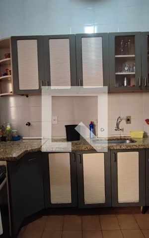 Casa à venda com 194m², 3 quartos e 3 vagas Casa à venda com 194m², 3 quartos e 3 vagasCozinha