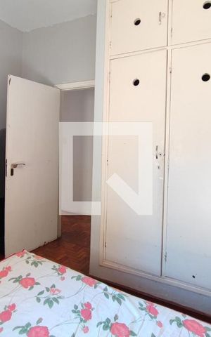 Casa à venda com 194m², 3 quartos e 3 vagas Casa à venda com 194m², 3 quartos e 3 vagasQuarto 3