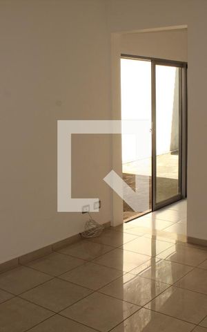 Casa para alugar com 55m², 1 quarto e sem vagaSala