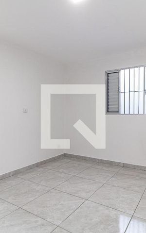 Casa para alugar com 30m², 1 quarto e sem vaga Casa para alugar com 30m², 1 quarto e sem vagaQuarto