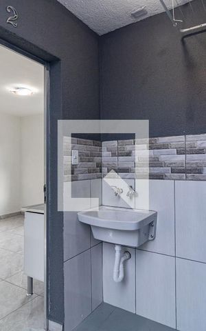 Casa para alugar com 30m², 1 quarto e sem vaga Casa para alugar com 30m², 1 quarto e sem vagaLavanderia
