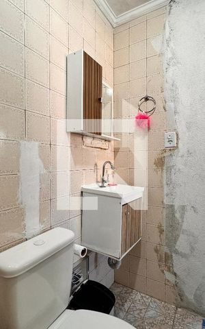 Casa à venda com 199m², 3 quartos e 3 vagas Casa à venda com 199m², 3 quartos e 3 vagasBanheiro da suíte 2