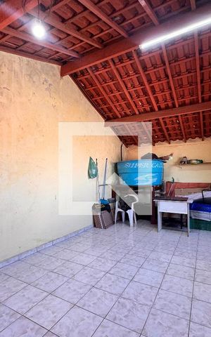 Casa à venda com 199m², 3 quartos e 3 vagas Casa à venda com 199m², 3 quartos e 3 vagasQuarto de Serviço