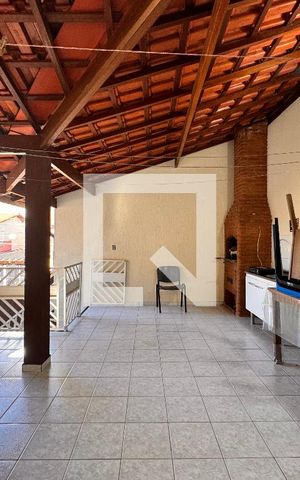 Casa à venda com 199m², 3 quartos e 3 vagas Casa à venda com 199m², 3 quartos e 3 vagasLavanderia