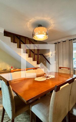 Casa à venda com 199m², 3 quartos e 3 vagas Casa à venda com 199m², 3 quartos e 3 vagasSala de Jantar