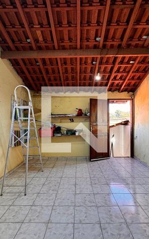 Casa à venda com 199m², 3 quartos e 3 vagas Casa à venda com 199m², 3 quartos e 3 vagasQuarto de Serviço