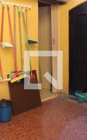 Casa à venda com 250m², 5 quartos e 2 vagasÁrea de Serviço