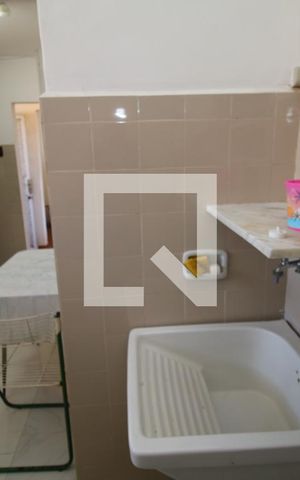 Apartamento à venda com 80m², 3 quartos e sem vagaÁrea de Serviço