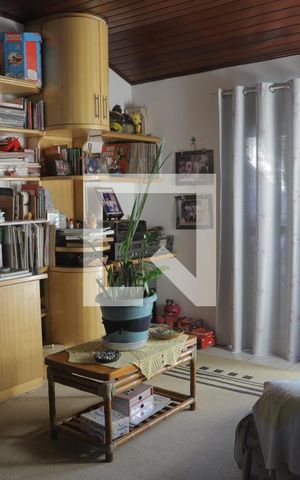 Casa à venda com 350m², 5 quartos e 2 vagasSala de TV